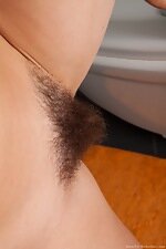 WeAreHairy Free Iveta Z Thumbnail #5